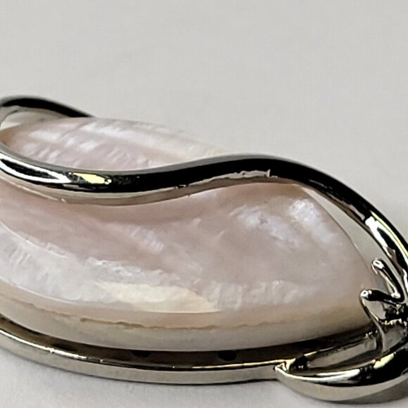 Rose Quartz Pendant with Rhinestone - Picture 11 of 13
